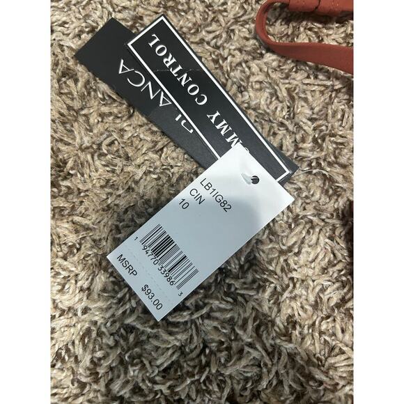 La Blanca tankini. NWT. Top size 10 bottom size 14. - Picture 2 of 11